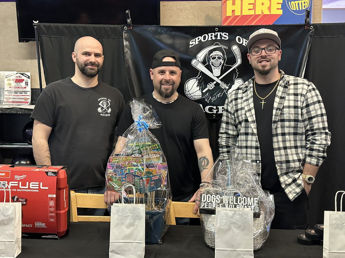 SportsofAges's tweet photo. What an awesome day at South Levittown Lanes supporting Pins For Pups! Thank you to all who came to show your support for Home Run Hounds and helped raise money for a great organization! We can’t wait to work with Therese McNulty and Home Run Hounds in the near future! https://t.co/nh6bYXJp2c