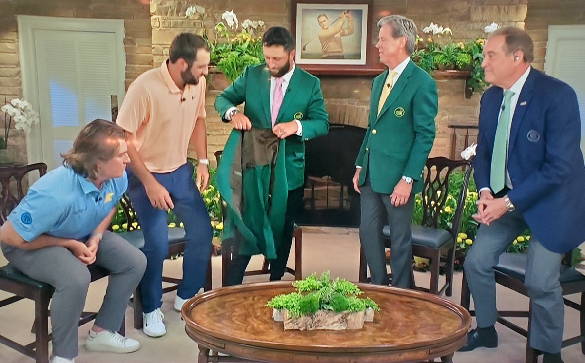 junior_miller's tweet image. The most awkward few minutes of sports television each year delivers yet again!