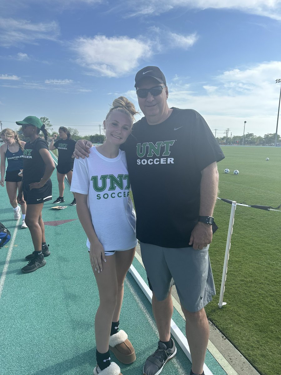 Thank you so much to @JohnHedlund4 and @CoachDylanB for putting on such a great camp today @stngroyal07ecnl @ImYouthSoccer @UNTsocial @SSN_NCAASoccer @TheSoccerWire @PrepSoccer @collegesocfindr @ImCollegeSoccer