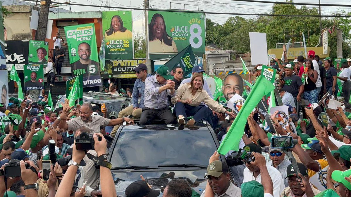 LeonelFernandez's tweet photo. Gracias Santo Domingo Norte por el contundente respaldo.
#FuerzaDelPueblo
#Vota3 https://t.co/XmcZUflMEO
