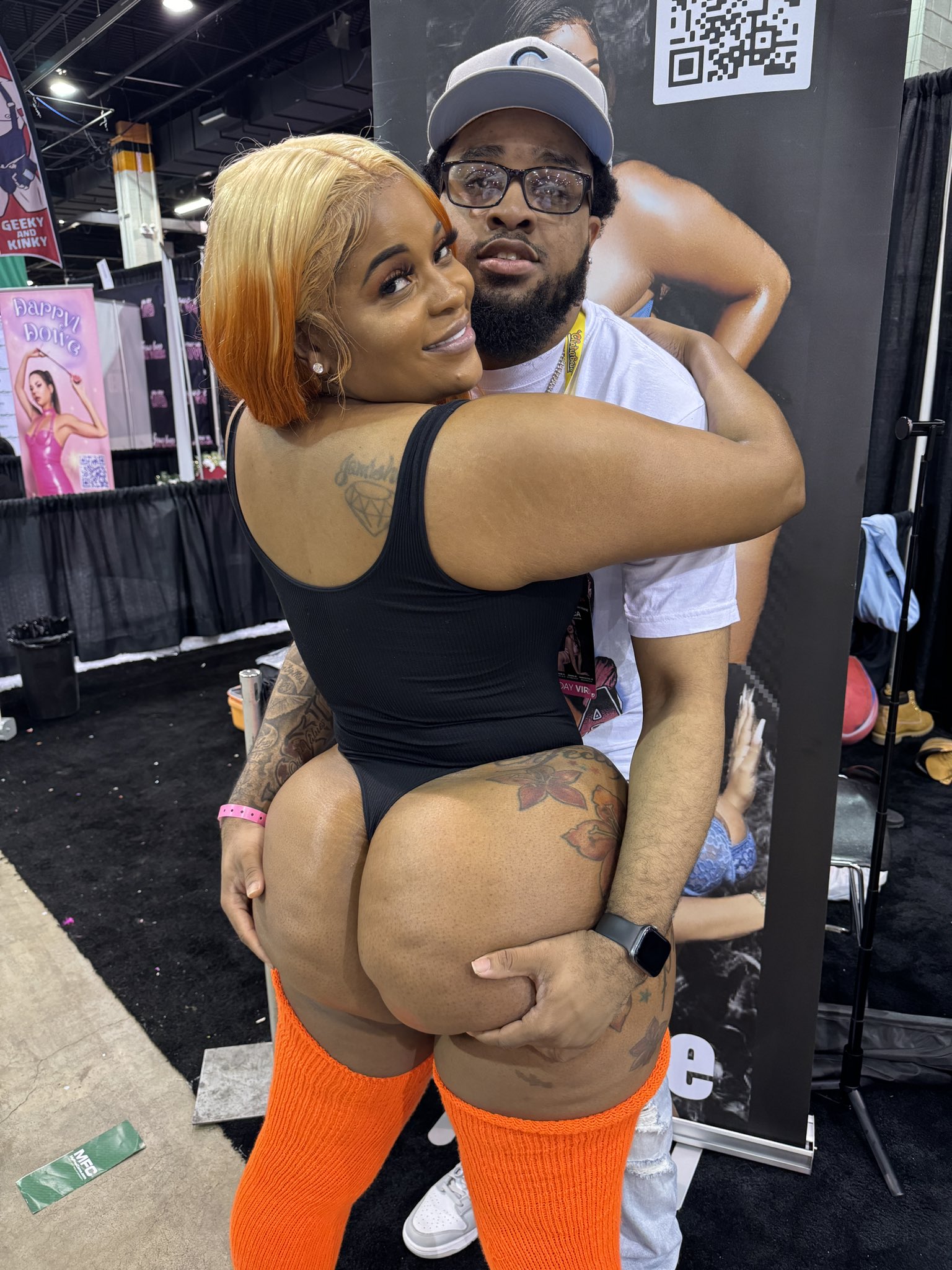 1 pic. Had To Double Back On @jaylapage10 😂❤️❤️ https://t.co/zjUNPVQkHO