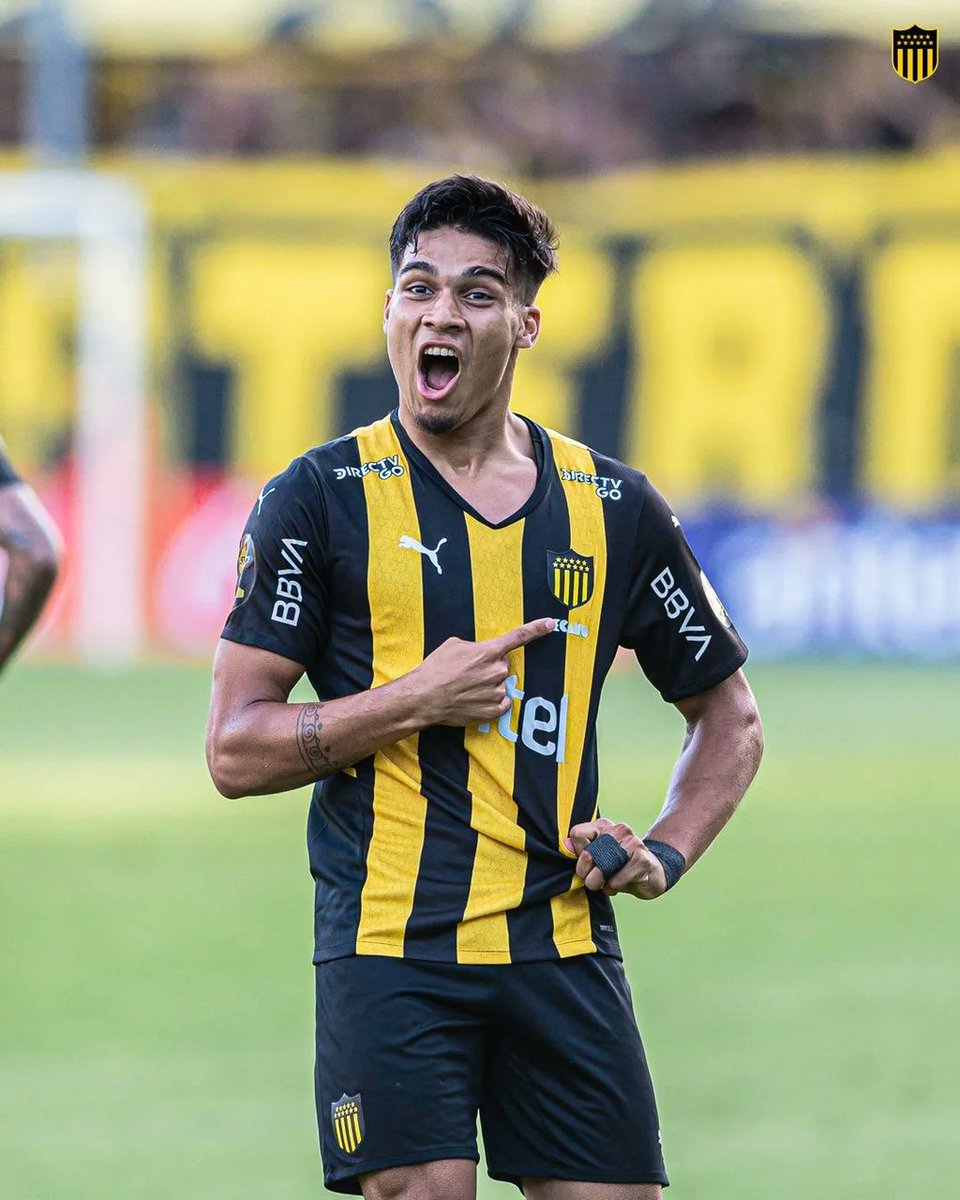 alergicodelgol's tweet photo. Lo que sería Peñarol con estos dos jugando juntos.

El verdadero no se juntaron por el bien de la trama. https://t.co/A7pQMM84ld