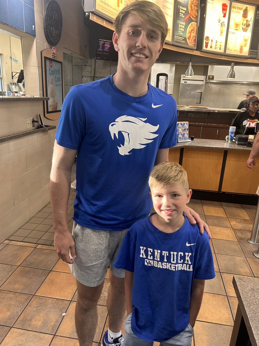 Drove 5 hours from Jackson, TN so my 6yo could experience Rupp for the first time (been 20yrs for me). He loved it but was disappointed he didn’t meet any players. Then stopping for ice cream as we head out of town… “Dad Travis Perry is my new favorite player” @KySportsRadio