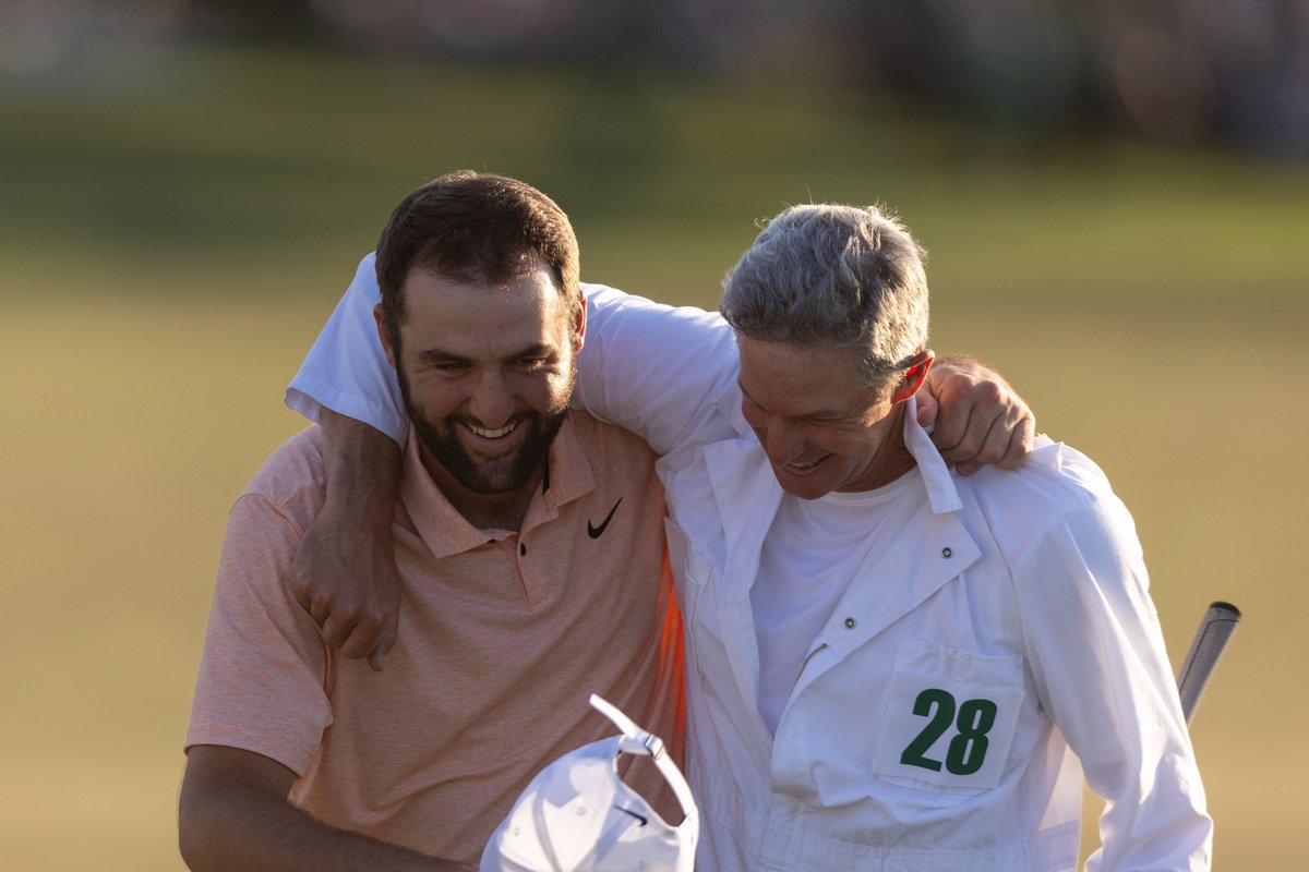TheMasters's tweet photo. Moments to remember. #themasters https://t.co/kvHAIKytRu