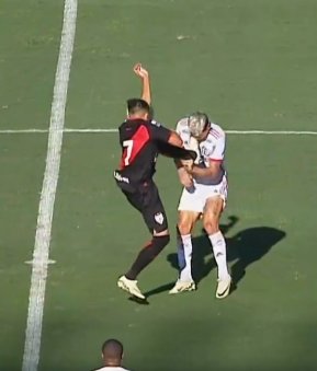_mts9's tweet photo. @euevyrodkk @DiarioGols Sempre pro Flamengo. https://t.co/0FPVBo39Bw