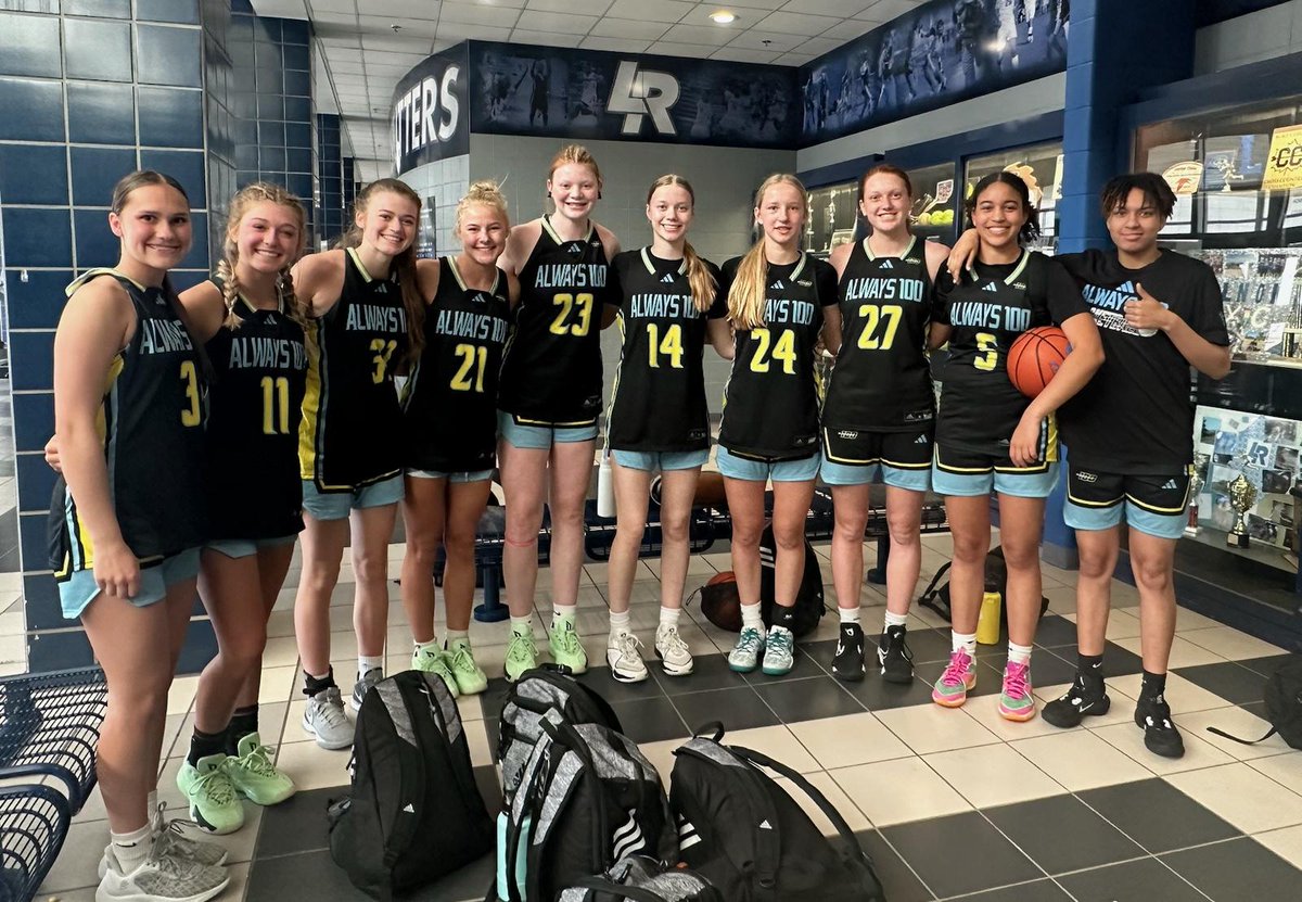 Great event @LBInsider April Showers. This group is starting to get it. Let's keep getting better! #EE #Always100 @hallie_sch12 @KaciGregory08