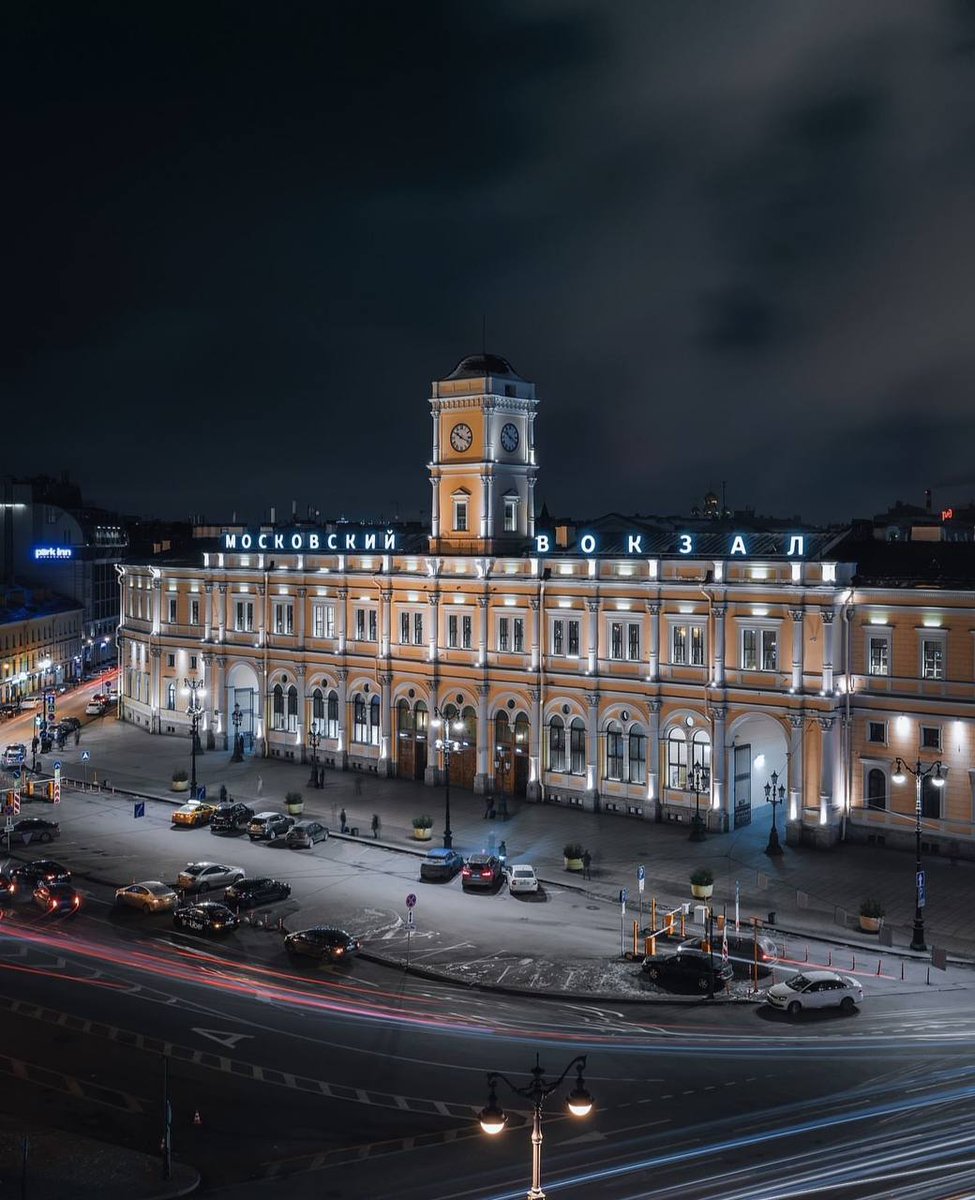 Ночь в Санкт-Петербурге... Фото: Андрей Михайлов