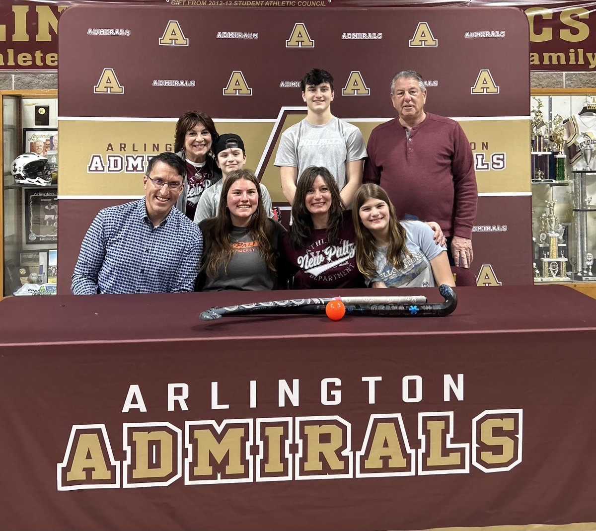 Congratulations to Sophia Bronzi on signing to play field hockey at SUNY New Paltz!