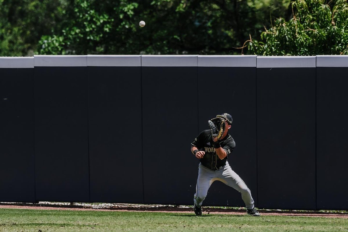 WoffordBaseball tweet picture