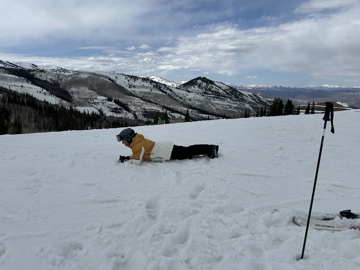 peoples_unicorn's tweet photo. #Day14 #PlankChallenge #PlankingWithPatriots #30DayPlankChallenge #ACFT #Planksgiving @realNickCurry https://t.co/g7hWUWM7GG
