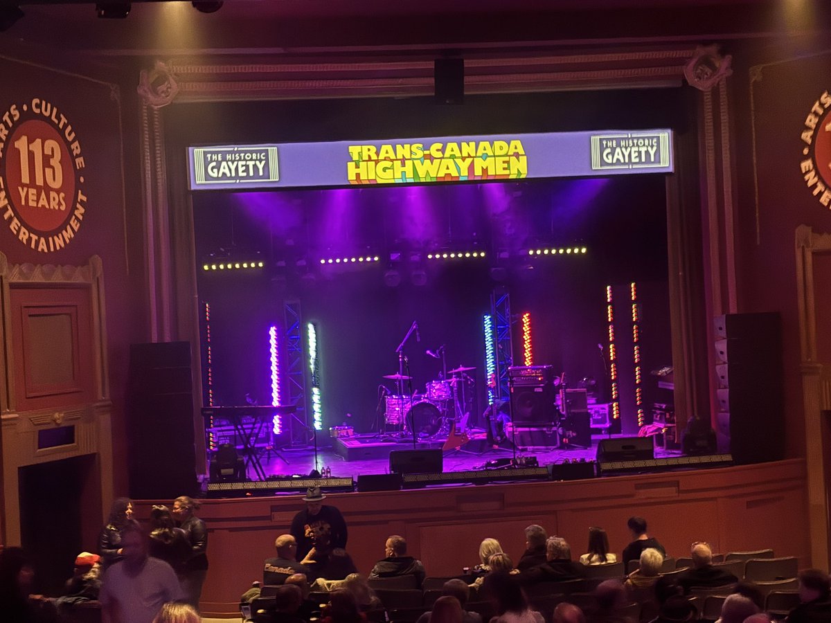 CollingwoodJays's tweet photo. Tonight: The Trans-Canada Highwaymen! #StevenPage https://t.co/qeZZNgRhql