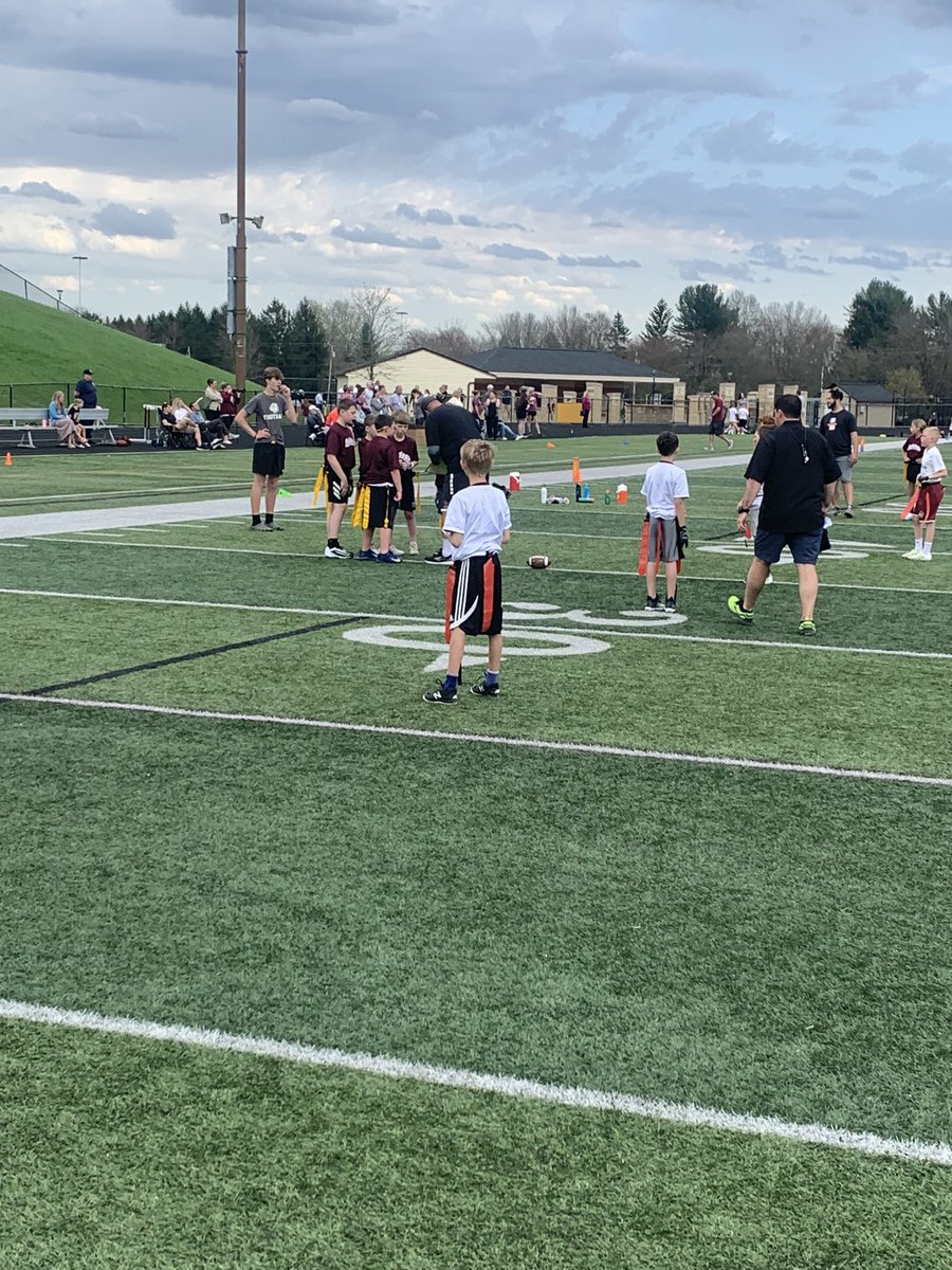 stowfootball's tweet photo. Almost 190 Youth Bulldogs kicked off our 1st week of Spring Flag Football! Excited to have some of our HS/MS staff coaching teams &amp; our HS players volunteering to referee. Excited for our future building a unified, complete youth-through-high school football program! GO BULLDOGS! https://t.co/JzYmZoEBtj