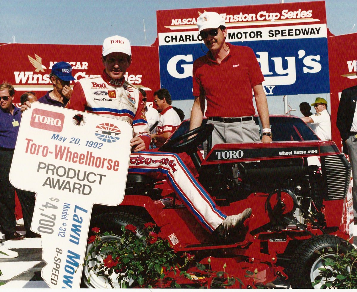 @TheSceneVault In honor of Chase's win, I present me giving the pole award to his dad at Charlotte in 1992.