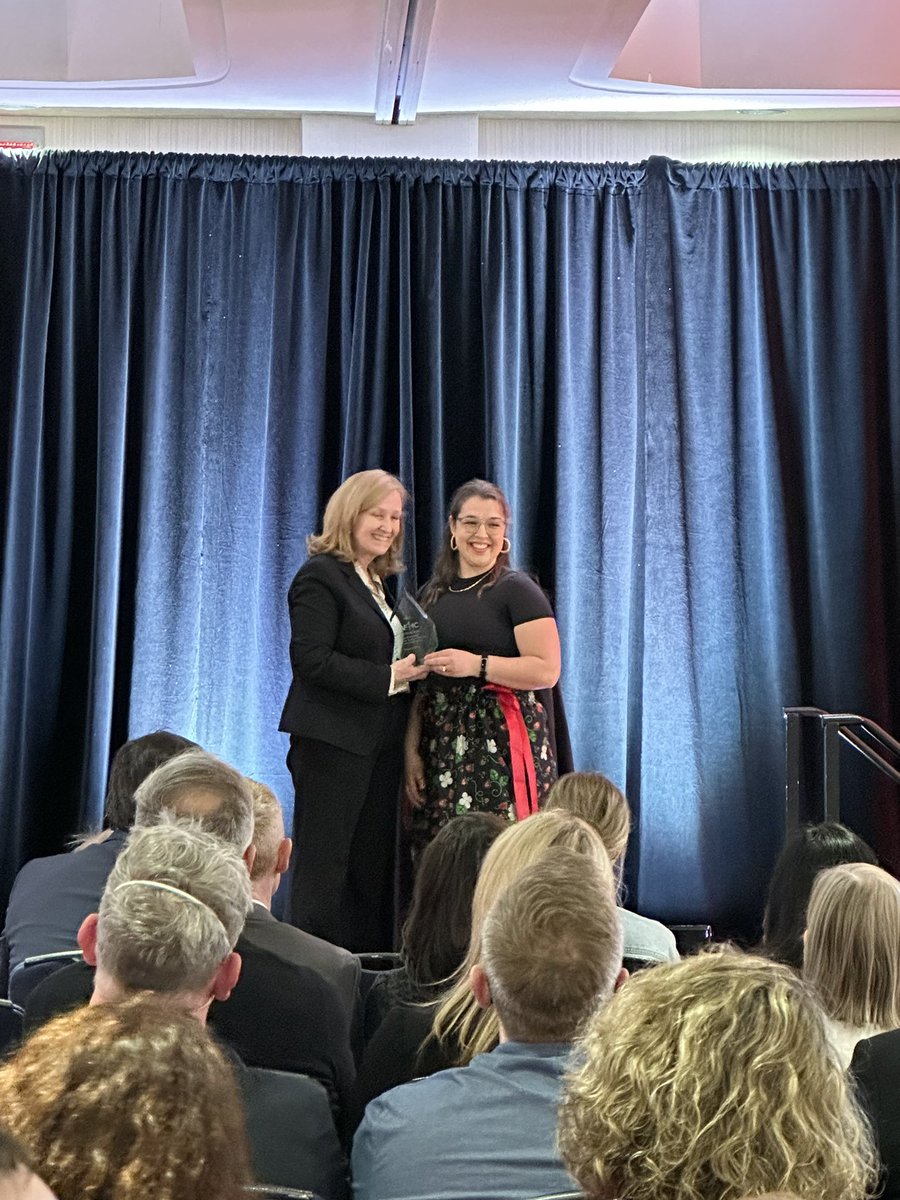 Congratulations to Riley Plett on receiving the inaugural AFMC Indigenous Health Advocacy Learner Award! @USaskMedDean #AFMCAwards