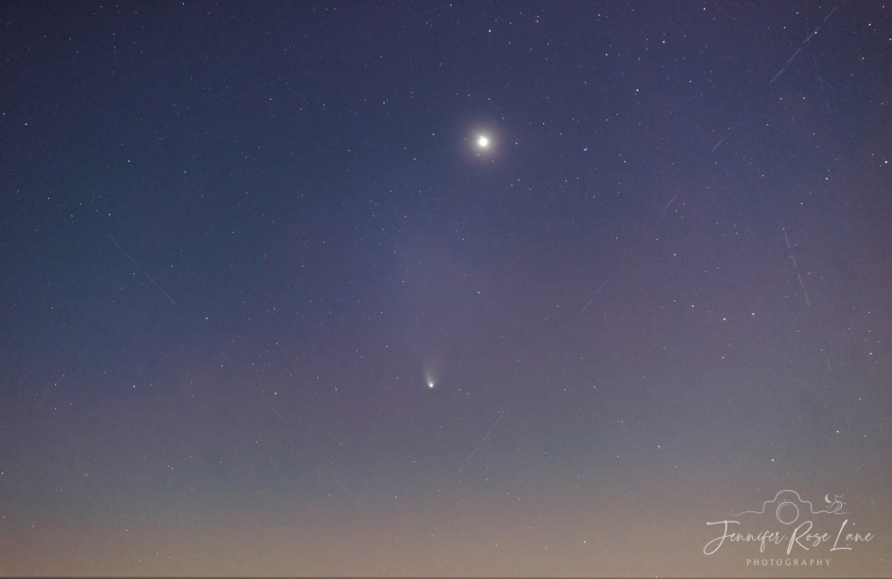 Comet 12P/Pons–Brooks below Jupiter Saturday evening 🙂 #comets #planets @StormHour @ThePhotoHour @WSAZBrandon @SpencerWeather @JoshFitzWx