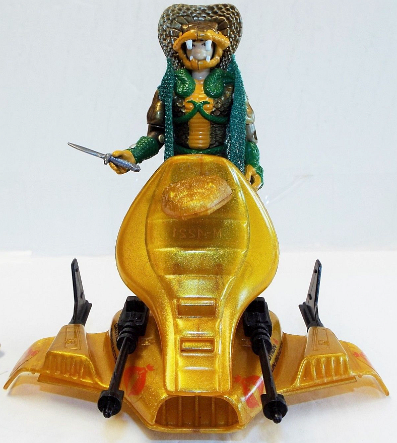 Serpentor upon his chariot.