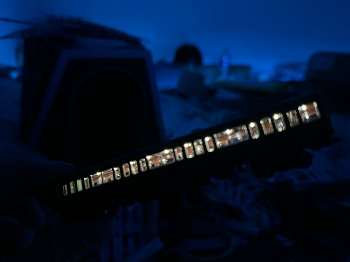 MeDensha's tweet photo. 5000K-C15室内灯を装着した103系をご紹介します。

#アドバンスタイプ
#蓄電式
#5000K
#103系
#国鉄風 https://t.co/cWlxblUgzl