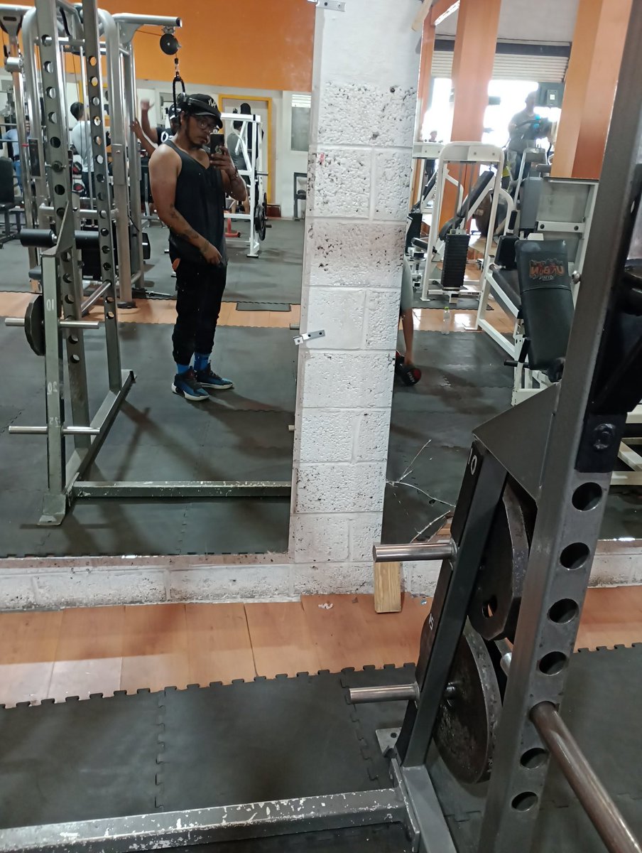isis100191's tweet photo. Dominguito 
#Domingo #gym #gymmotivation #gymrat #gymlife #fitness https://t.co/eL0sFwV6VE