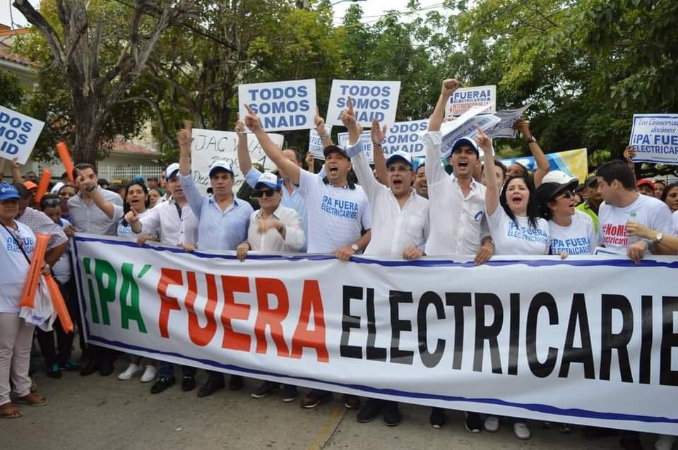 elinformanteCor's tweet photo. Alguien sabe que ha dicho @davidbarguil
Frente a  los altos costos de @AfiniaGrupoEPM Y @Aire_Energia Hoy  está en silencio frente a los abusos de estas dos empresas de energia https://t.co/DuR7anbs24