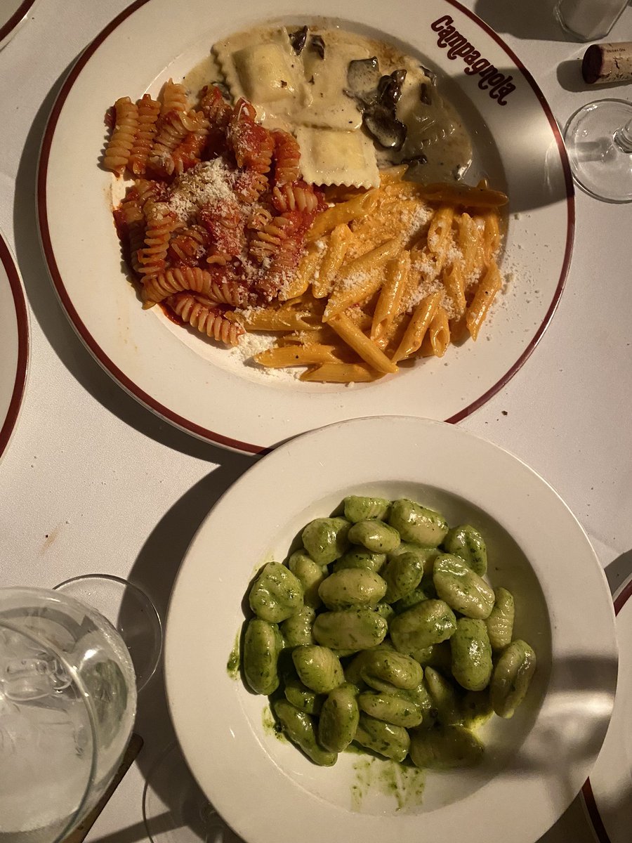 Alex Stahl (@stahlbal_11) on Twitter photo A post-Mark Pope press conference meal.
Eat Like A Champion Today.
#KeepingTheFaith #ItSpreads
<a href="/JonRothstein/">Jon Rothstein</a> A post-Mark Pope press conference meal.
Eat Like A Champion Today.
#KeepingTheFaith #ItSpreads
<a href="/JonRothstein/">Jon Rothstein</a>