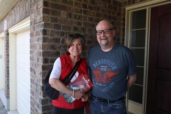 It was great to have @OntarioLiberalParty MPPs John Fraser and Karen McCrimmon and lots of volunteers join me for some canvassing in Komoka and Mt. Brydges today! Election Day is currently 18 days away!  #OLP #AddWomenChangePolitics  #LPC #LambtonKentMiddlesex #MtBrydges #Komoka