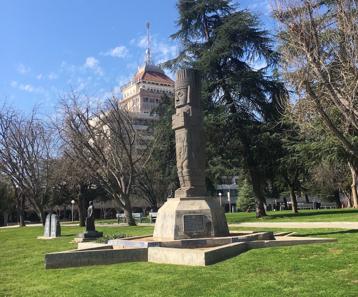 allenbacon's tweet photo. My latest walk through Western #USA was in #Fresno
We were there for a 3 day #art workshop by #oilpainter Daniel Keys at Sense of Place #gallery- close to #FigGarden , #FresnoHigh, #TowerDistrict, #FresnoCC
My Free time was spent walking #Fresno and talking with the locals. https://t.co/KHQ5UY2y68