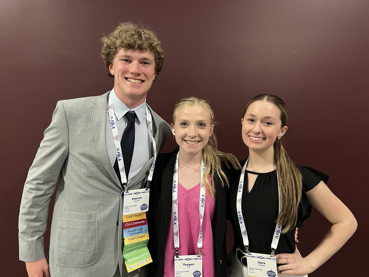 Congrats to our Community Service Award Winners! <a href="/mofbla/">Missouri FBLA</a> #pcr3proud <a href="/PCHSprincipals/">PCHS Administration</a> <a href="/PlatteCountyR3/">PlatteCountyPirates</a> <a href="/PCHSAthletics1/">PIRATE ACTIVITIES</a> #moslc24