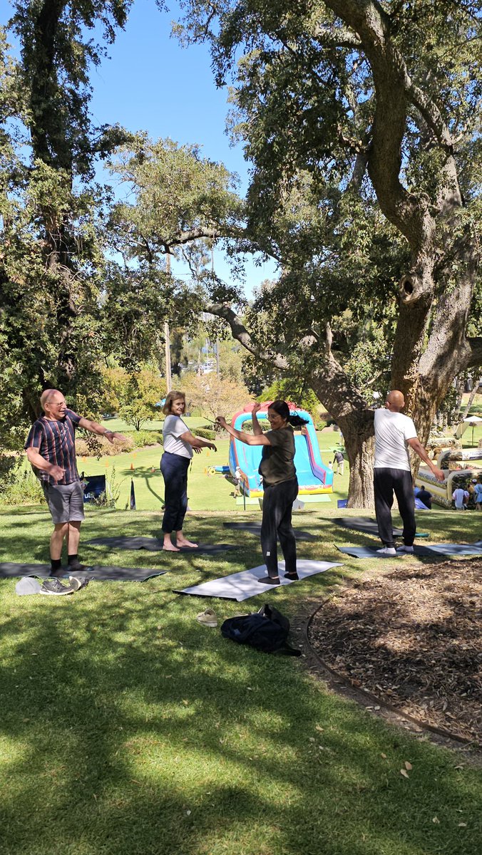 On beautiful sunny 🌞 days, the visitors to the @GovHouseWA  indulged in #Yoga 🧘‍♀️ and #Ayurveda for holistic and healthy living. Do join us every Wednesday 12-1 pm at Government House for free yoga sessions.