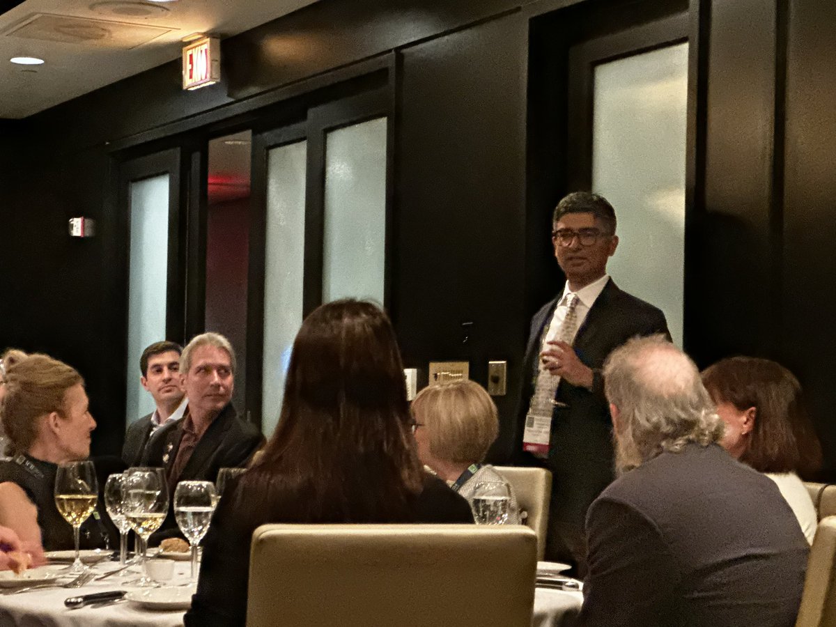 Great evening celebrating the @TxRadSociety @RadiologyACR fellows with Dr Raj Shah as our President! @AndrewFarach @MarlaSammer @CMLincolnMD