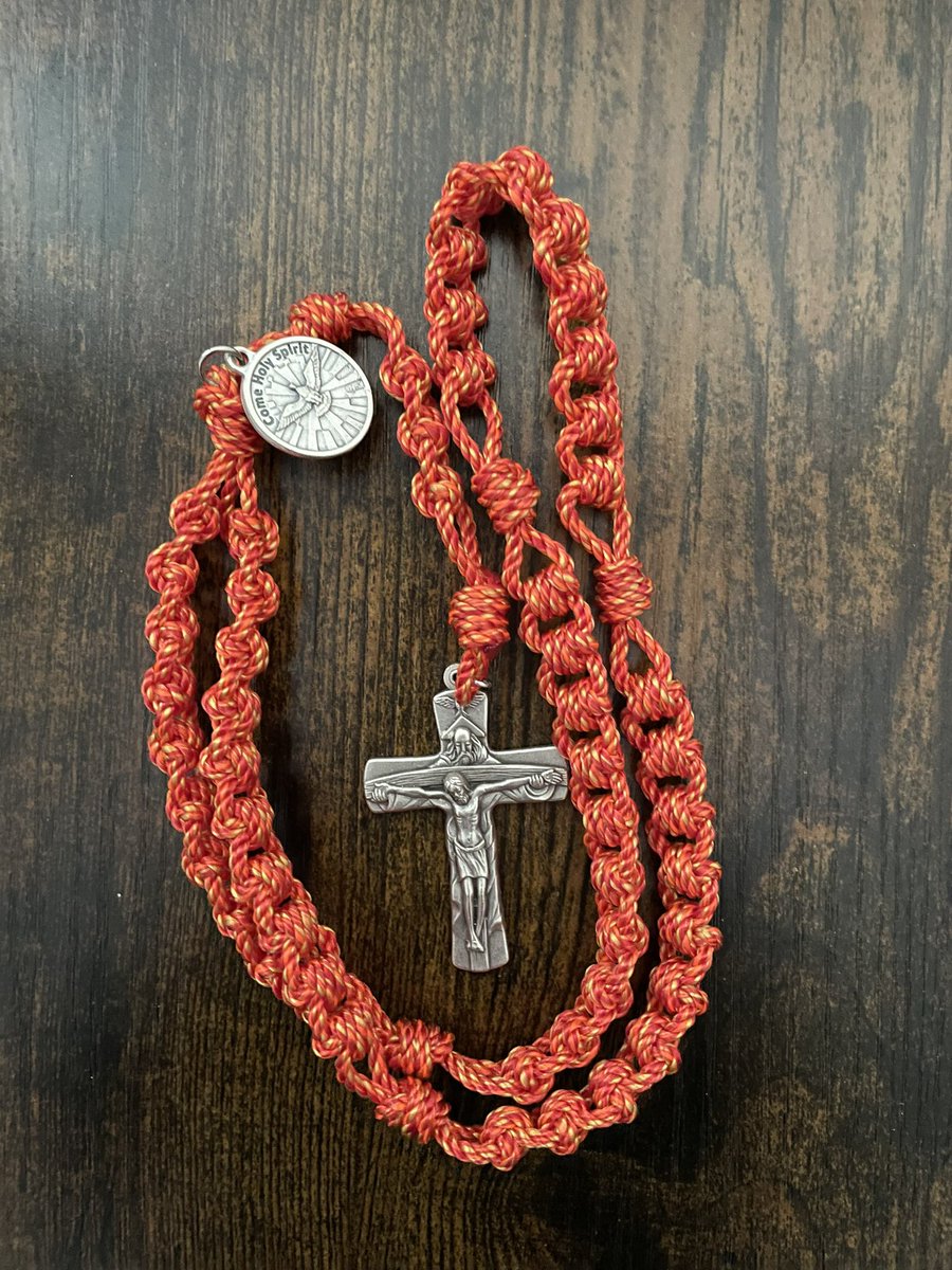 ladder_rosaries's tweet photo. New rosaries! #ComeHolySpirit #StPhotina
https://t.co/zu1axuU5CY https://t.co/KBteQO31H7