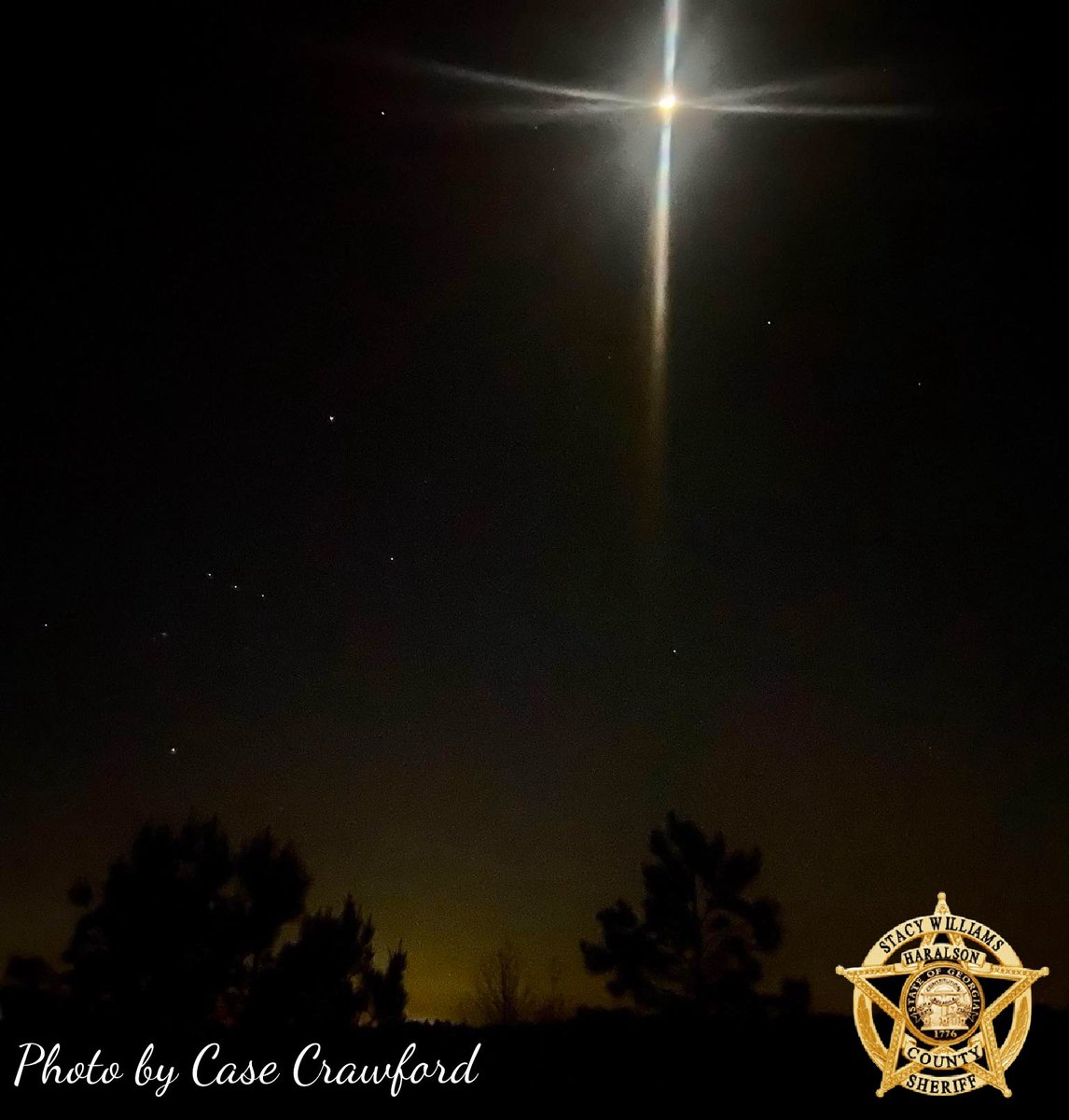 Good Sunday evening folks, we hope everyone had a wonderful weekend! Our photo tonight was submitted for Case Crawford, a student at HCMS who took this amazing photo around Tally Mountain this weekend. #GoodnightHaralson #AmazingPhoto #Community #NewWeek #HCSO