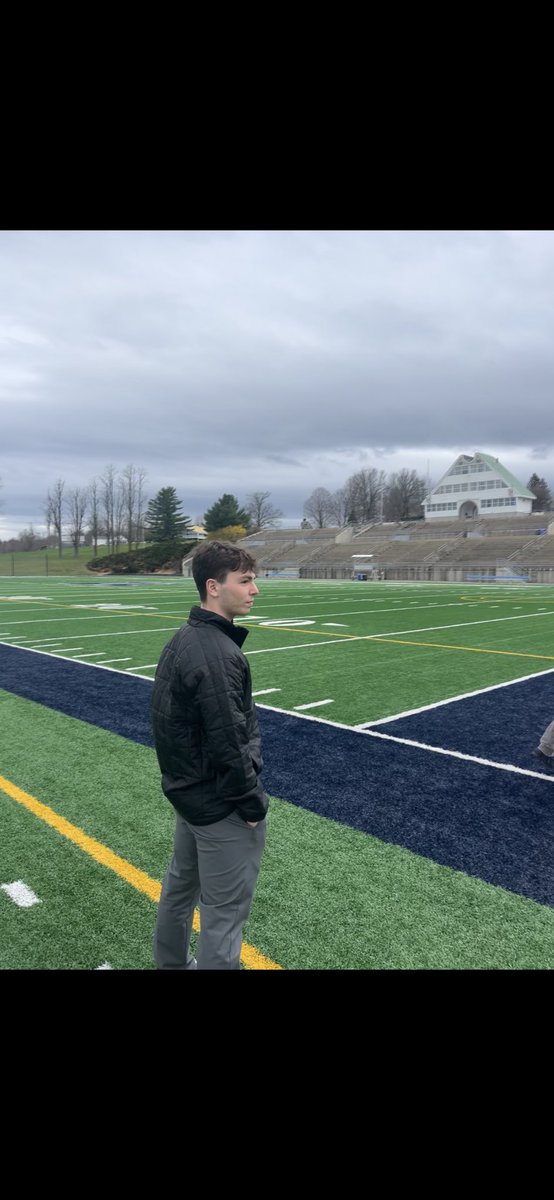 Had a great day today @MiddFootball. It was an excellent opportunity to learn about the Middlebury community and all it has to offer. @MiddFBMandigo @MiddCoachCaputi @CoachRyan_5