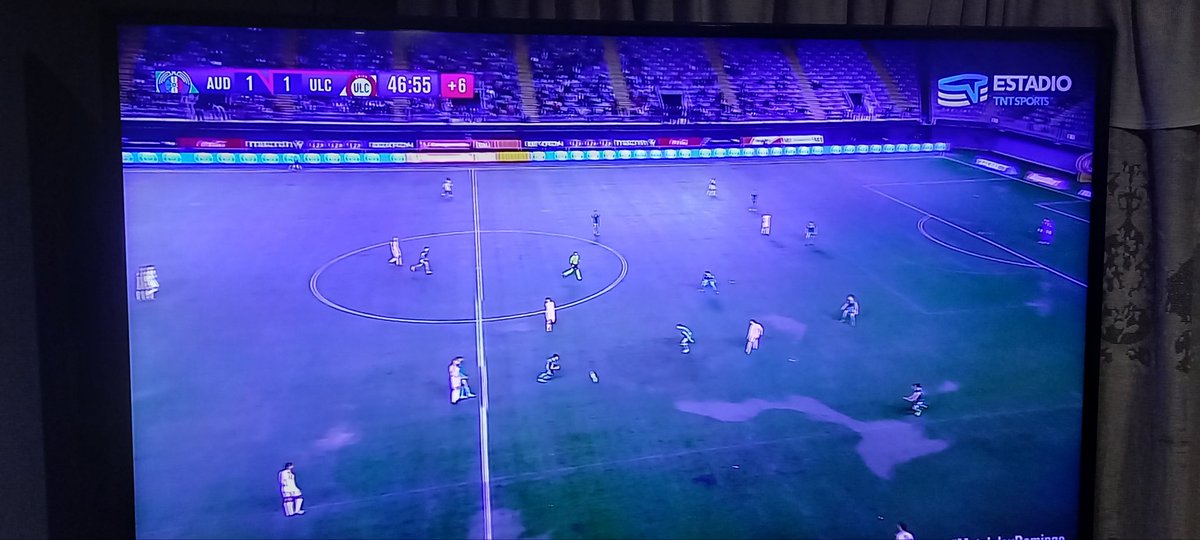 romazaca's tweet photo. @audaxitaliano @TNTSportsCL #MatchdayDomingo impresentable el pasto sintético del estadio bicentenario la florida. La @anfp debiera pronunciarse. https://t.co/15A9Y8zNNh