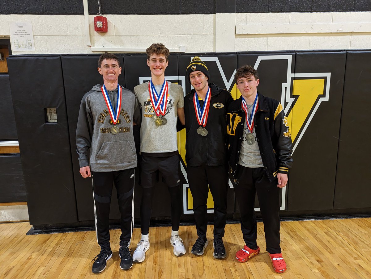 Our Medley teams were on fire!!  Sprint Med team of Lorenzo Andrade, Julian Pierre, Noah Traverso and Colin Meiner took first place!  The Distance Med of Evan Lynch, Noah Traverso, Mike McCloskey and Colin Meiner took 2nd place!
