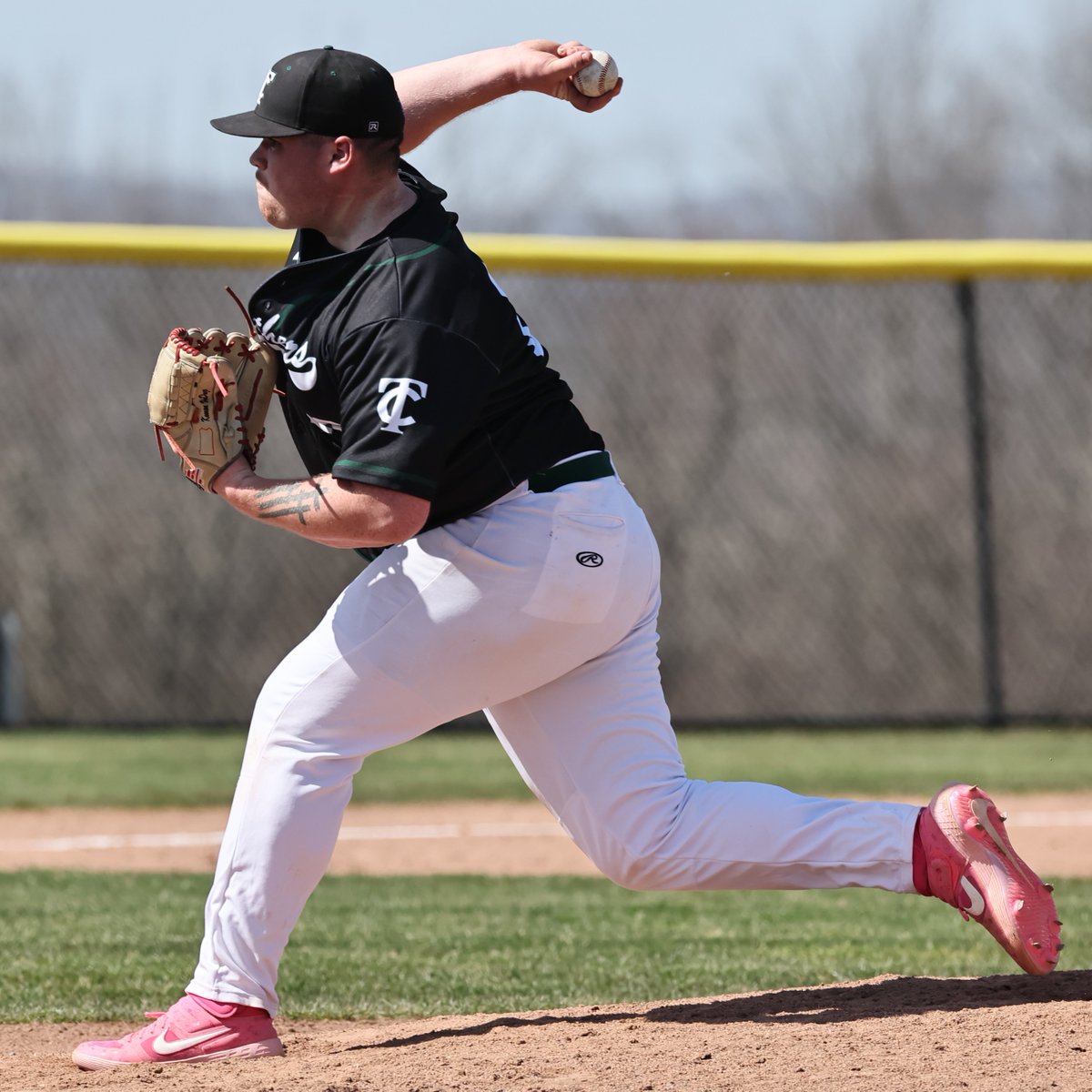 Panthers baseball rallies for first win of the season, beating Finger Lakes 10-4 in 10 innings of game 2 of Sunday's DH. Kannon VanDuzer pitched 7 strong innings and Ryoma Tada pitched 3 innings for the win. Frank Marra had 3 hits, Jason Winstanley had 2 hits and the GW RBI.