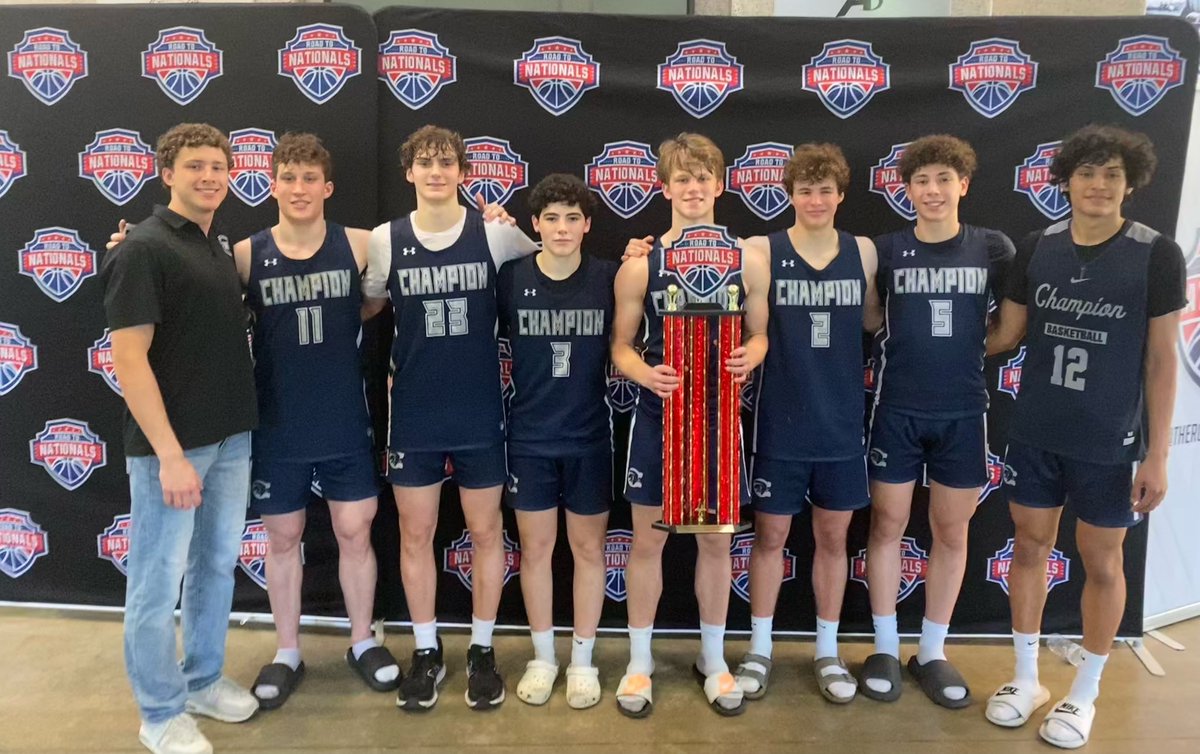 Won the title at our tournament today, going 5-0 for the weekend! 🏀 4:1