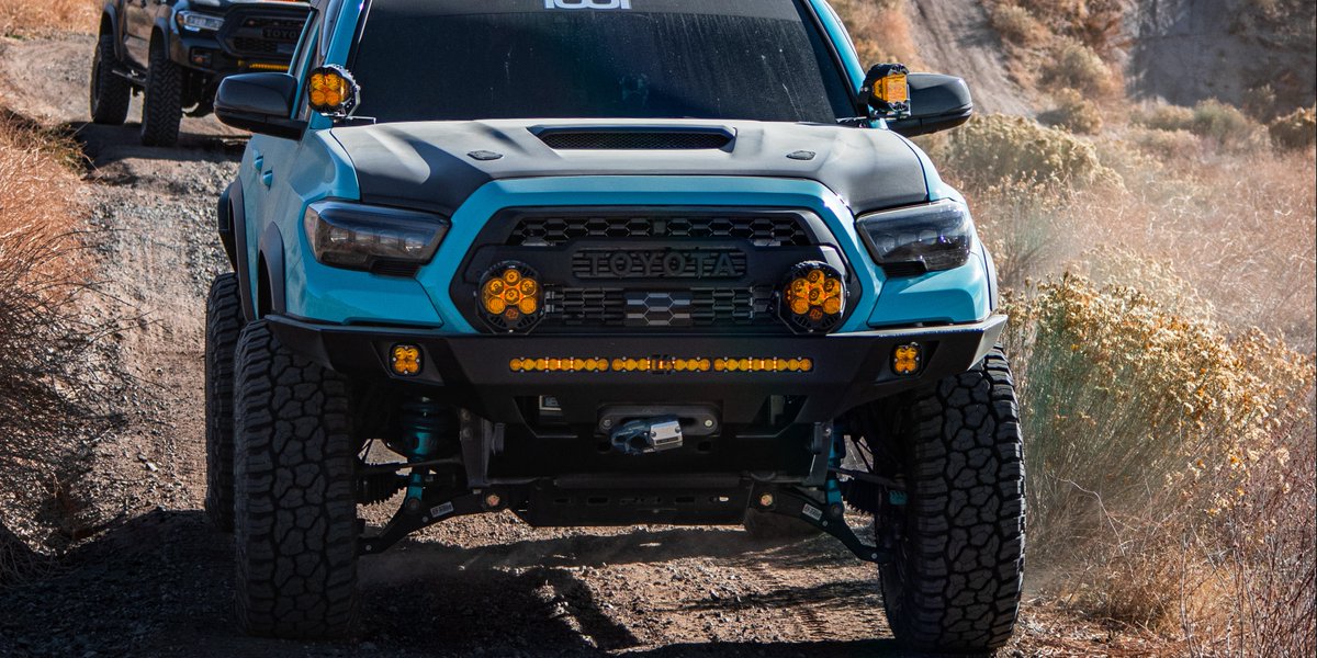 Ready to hit the week running. Upgraded with our R1 Forged Series Big Brake Kit @thatongurlstaco has no problem leading the group.

☝ Click Link In Bio To Learn More ☝

#STOPPINGTHEWORLD #R1concepts #teamR1
#r1forgedseries #toyota #tacoma #carven #carvenexhaust   #letsgoplaces