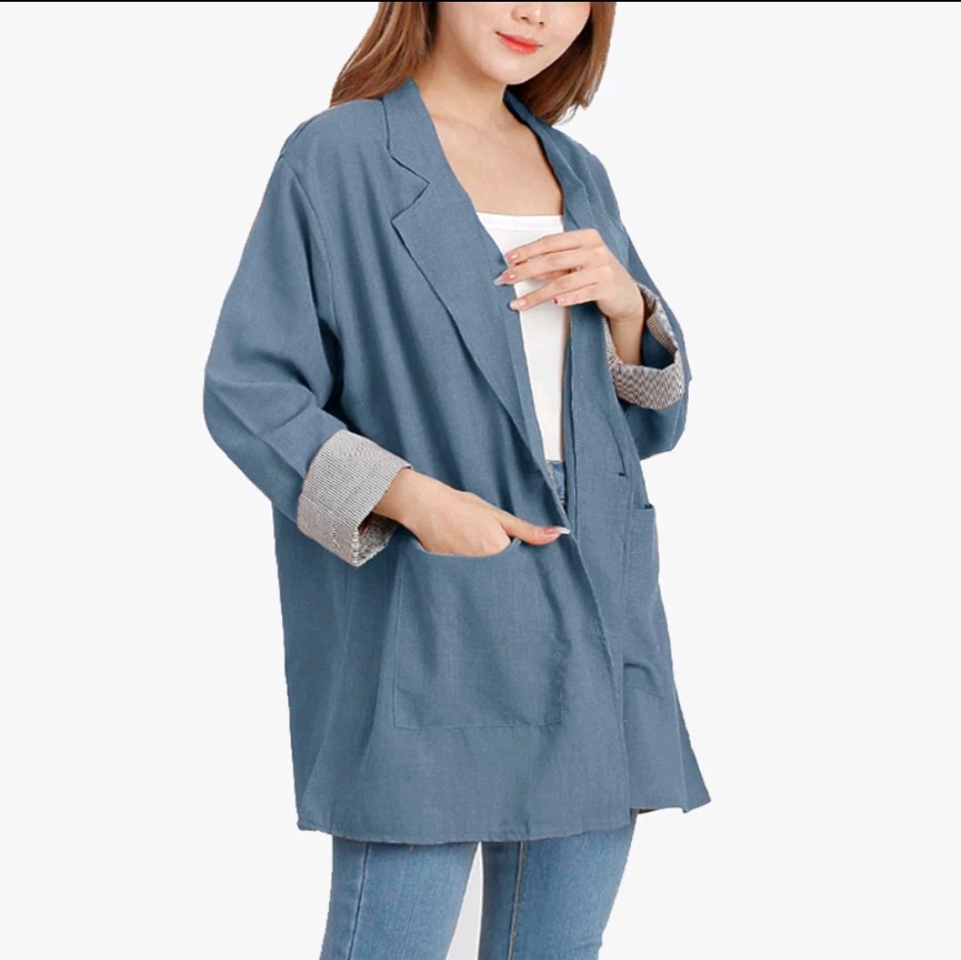 GyuSpSvt's tweet photo. Nah kalau ini beneran cucok bangett aku sering make untuk jalan ke mall, karen dia cocok juga buat dijadiin casual outfit. Rekomendasi banget dah, modelnya blazer sih ya ini. Agak panjang juga 👍

💰 88.000

Link: https://t.co/vkeUxOzVMB https://t.co/e8Q8JBQ3Ri