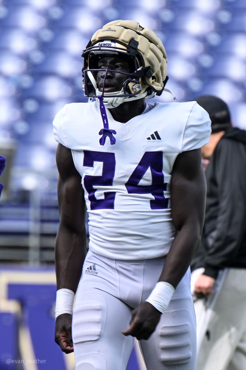 Evan Feather (@evan_feather) on Twitter photo <a href="/rtomashoff34/">Roman Tomashoff</a> @BenGlassmireNFL Bro. You’re telling me this kid is an early enrollee freshman? <a href="/rtomashoff34/">Roman Tomashoff</a> @BenGlassmireNFL Bro. You’re telling me this kid is an early enrollee freshman?