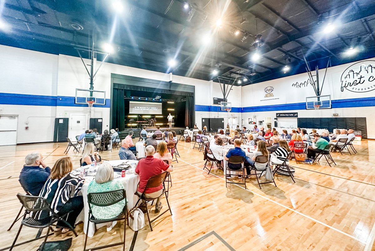 stevebrowning's tweet photo. I love what God is doing in and through @alpharettafbc right now. Great turnout today for those interested joining our ATL Church Plant and those interested in going to help launch our Second Location in Hickory Flat. #LIVESENT https://t.co/BOzS7hOn3d
