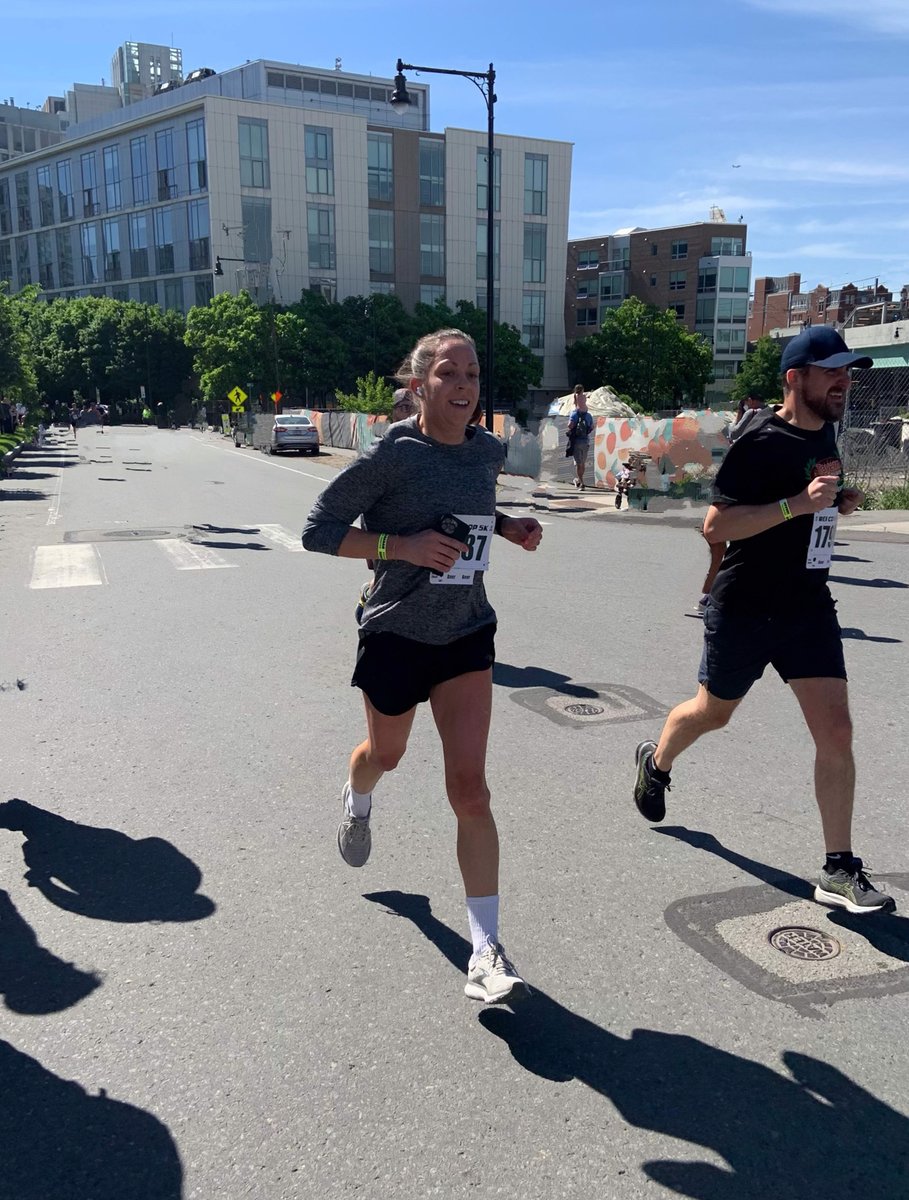 The women's hockey team will see two familiar faces make the trek from Hopkinton to Copley tomorrow morning– assistant coach Megan Myers and trainer Emily Gibb. 

<a href="/bgalvin15/">Brendan Galvin</a> shares more about their training, dedication and the causes they will run for:

dailyfreepress.com/2024/04/14/fam…