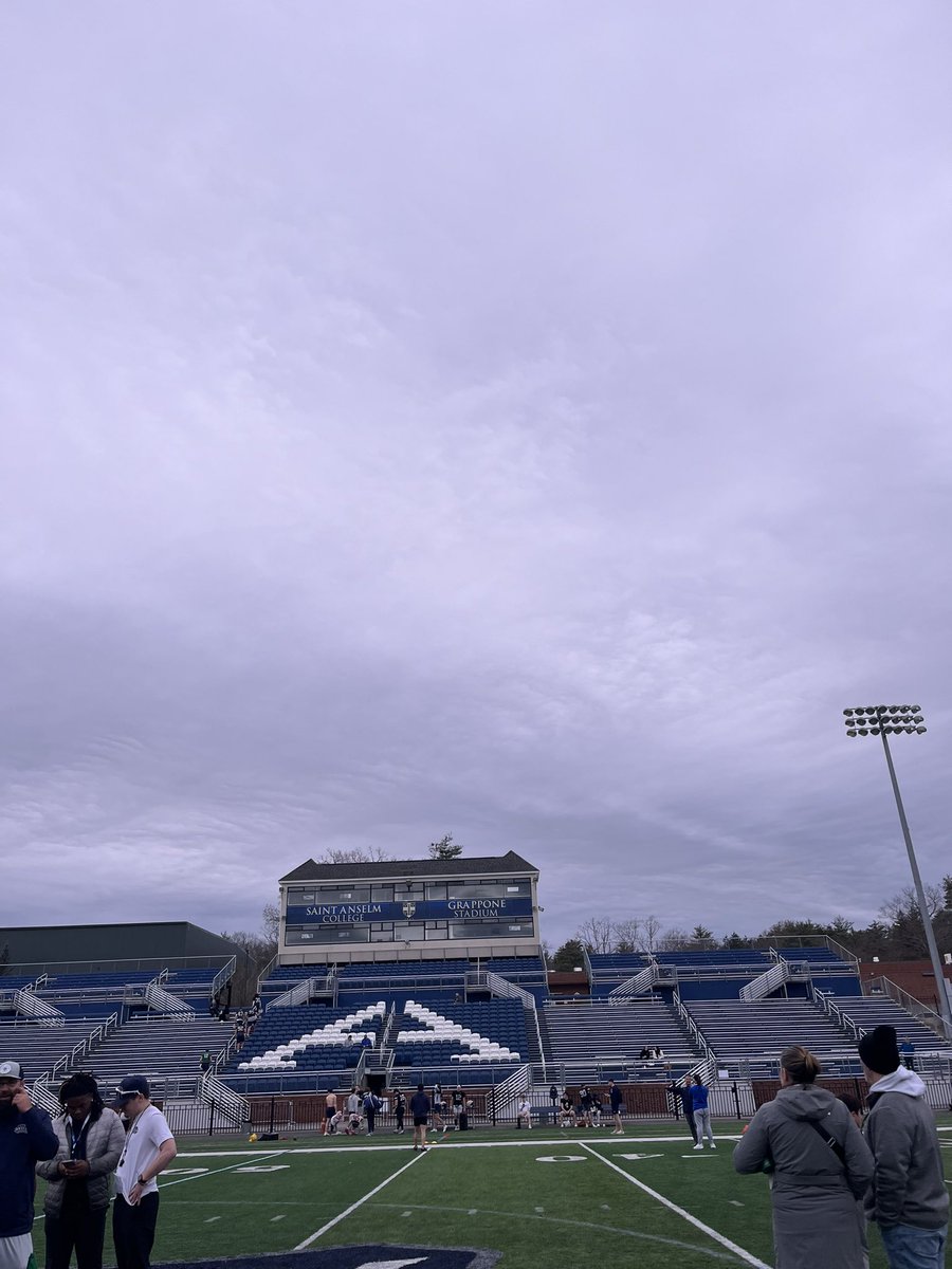 _torraz007_'s tweet photo. Had a great time at the @STAHawksFB junior day. Looking forward to getting back on campus in a few weeks. Thank you to the coaches and staff. #BCM 

@CoachBraine @CoachJoeAdam @TheHonorableUno 
@Coach_Bick 
@CoachPriceFerg https://t.co/EtSVBOpsV2