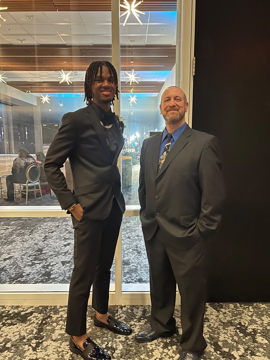 SmithBoysHoops tweet media