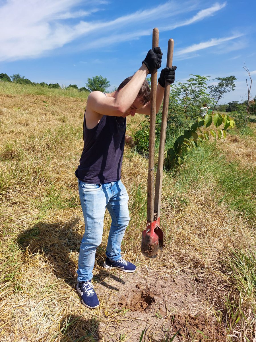 baktokt's tweet photo. Muito bom ter participado da JURA Esalq 2024 enquanto militante da UJC Rio Claro. Lutar, Criar, Reforma Agrária Popular ❤️✊️🚩 https://t.co/cRNrVJTiDN