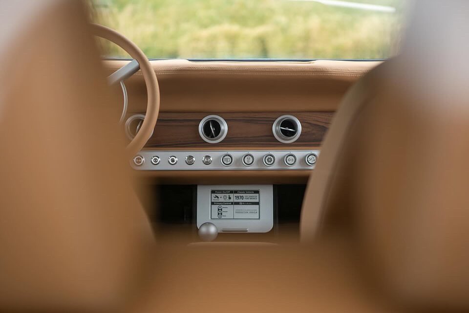 FthePump1's tweet image. #EVFEST2024 EV Build Award Winner!