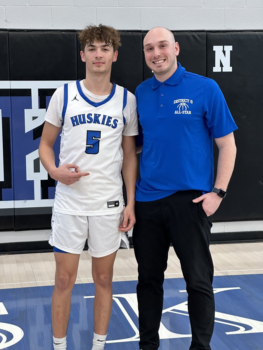 HCBoysHoops's tweet photo. Had a great time today coaching Hayden at HC for the last time today! He got MVP for the East team and East picked up the Win! 
Great group of young men that I got to know and coach in this game! Also had the chance to coach with my High school Coach! Great day in Cadiz https://t.co/3OjdbJnqxW