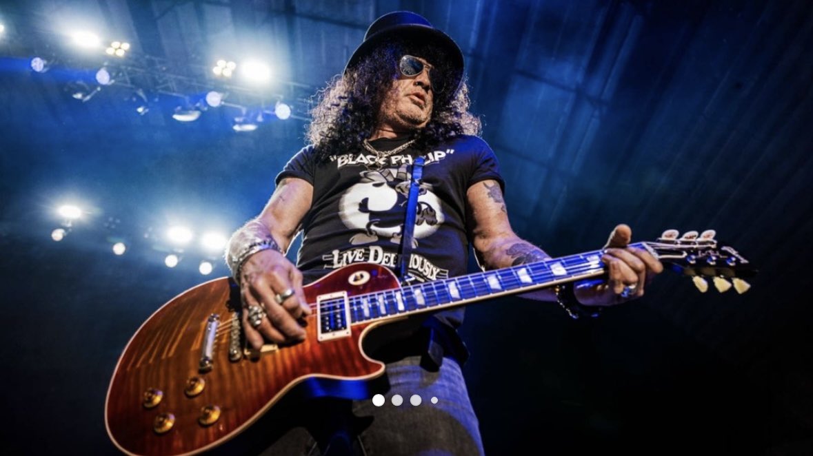 All_about_SLASH's tweet photo. From last #gig in #danemark #copenhagen #kbhallen #theriverisrisingtour #2024 #SMKC #Slash #myleskennedy #toddKerns #frankSidoris #brentfitz #slashfeatmyleskennedyandtheconspirators #RnFnR #slashnews
๐ธ Eddie Michel https://t.co/HGXFhTAabi