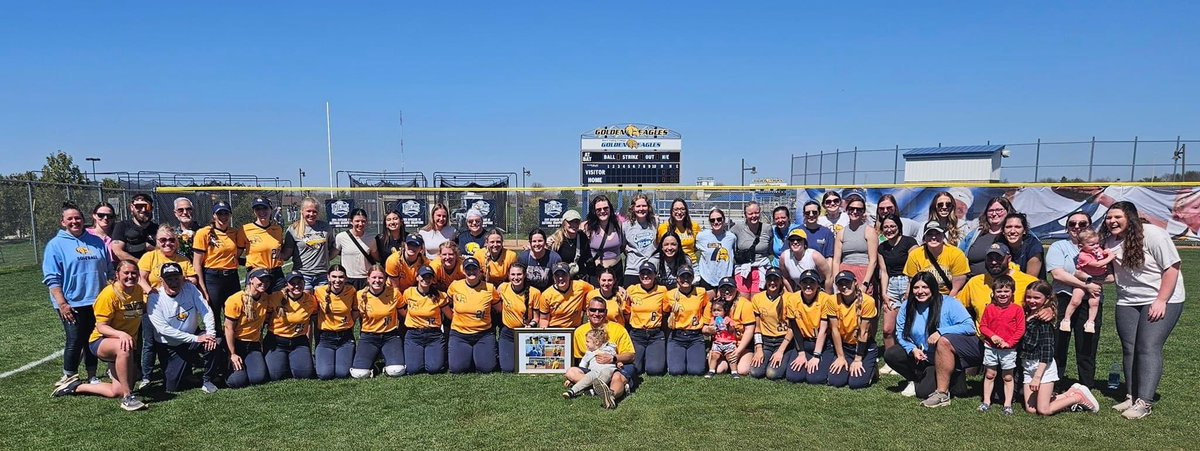 You can tell the impact @CoachDJ99 has had on our program in one photo. Thank you to all our alumni who showed up to support today. So many people we care deeply about and thankful to have had a part of @RVC_Softball.