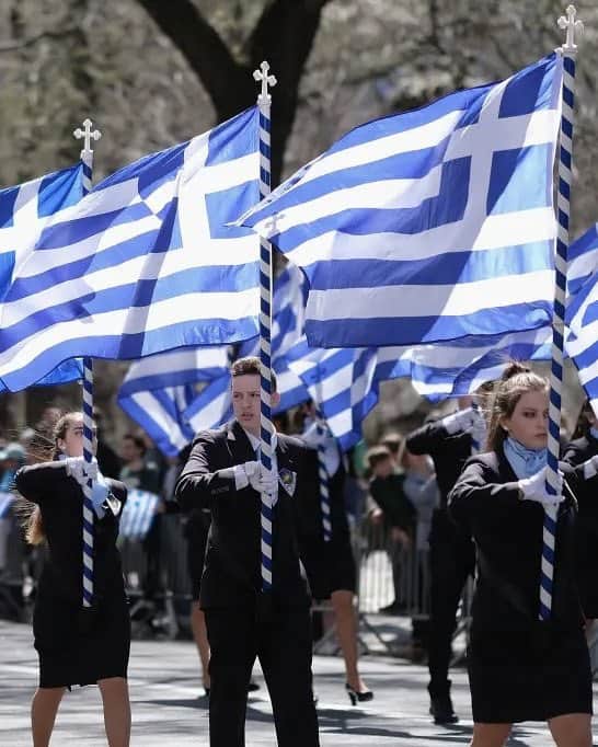 Today #NYC celebrates the 85th annual Greek Independence Day Parade along 5th Avenue greekcitytimes.com/2024/04/15/gre…