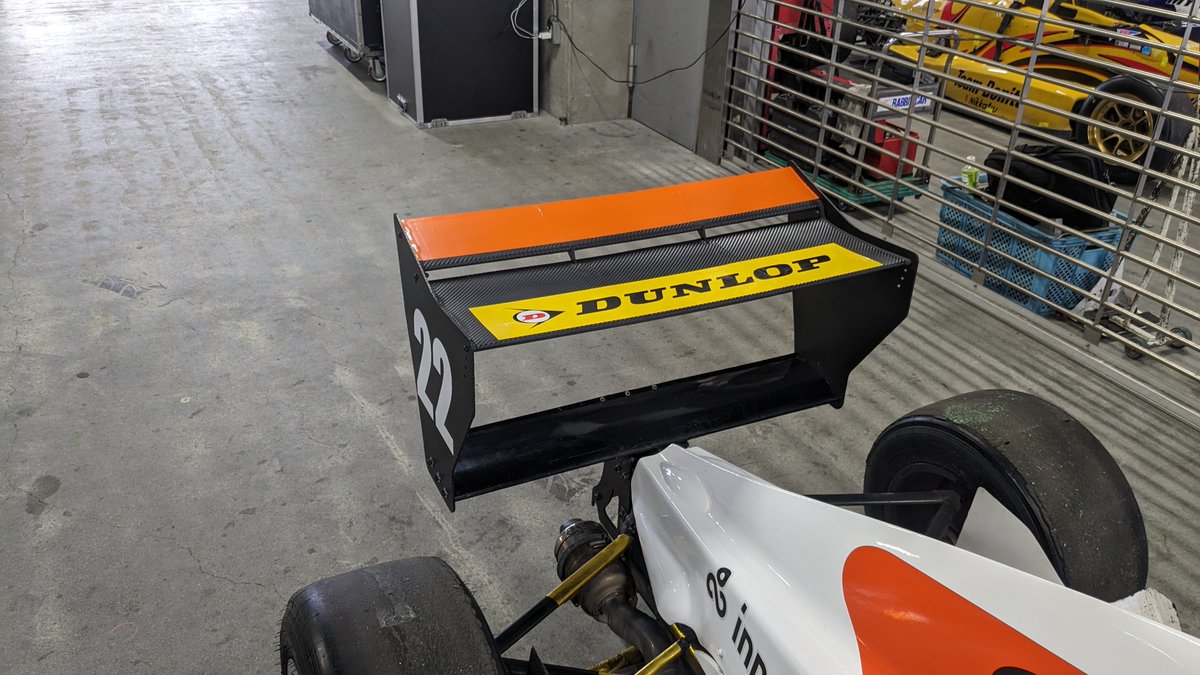 lotuspartsshop's tweet photo. ロードラック＆ハイダウンフォースという夢のようなコンセプトで製作。解析上も走行上もその結果です！

制作は下記
　設計＆開発→kt-s eng（@kt_s__）
　アドバイス→RaiseUPmotorsports（@raiseup55）
　製作→DMMmake（@DMM_make）＆more

ご興味あるかたはご連絡を
#FormulaBeat #CDF #OpenFOAM https://t.co/yES3gqRv9R